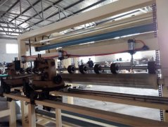 自动切布缝纫设备